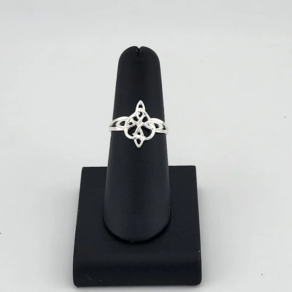 Enchanted Witch's Knot Ring – Solid 925 Silver | Pagan & Wiccan Gift
